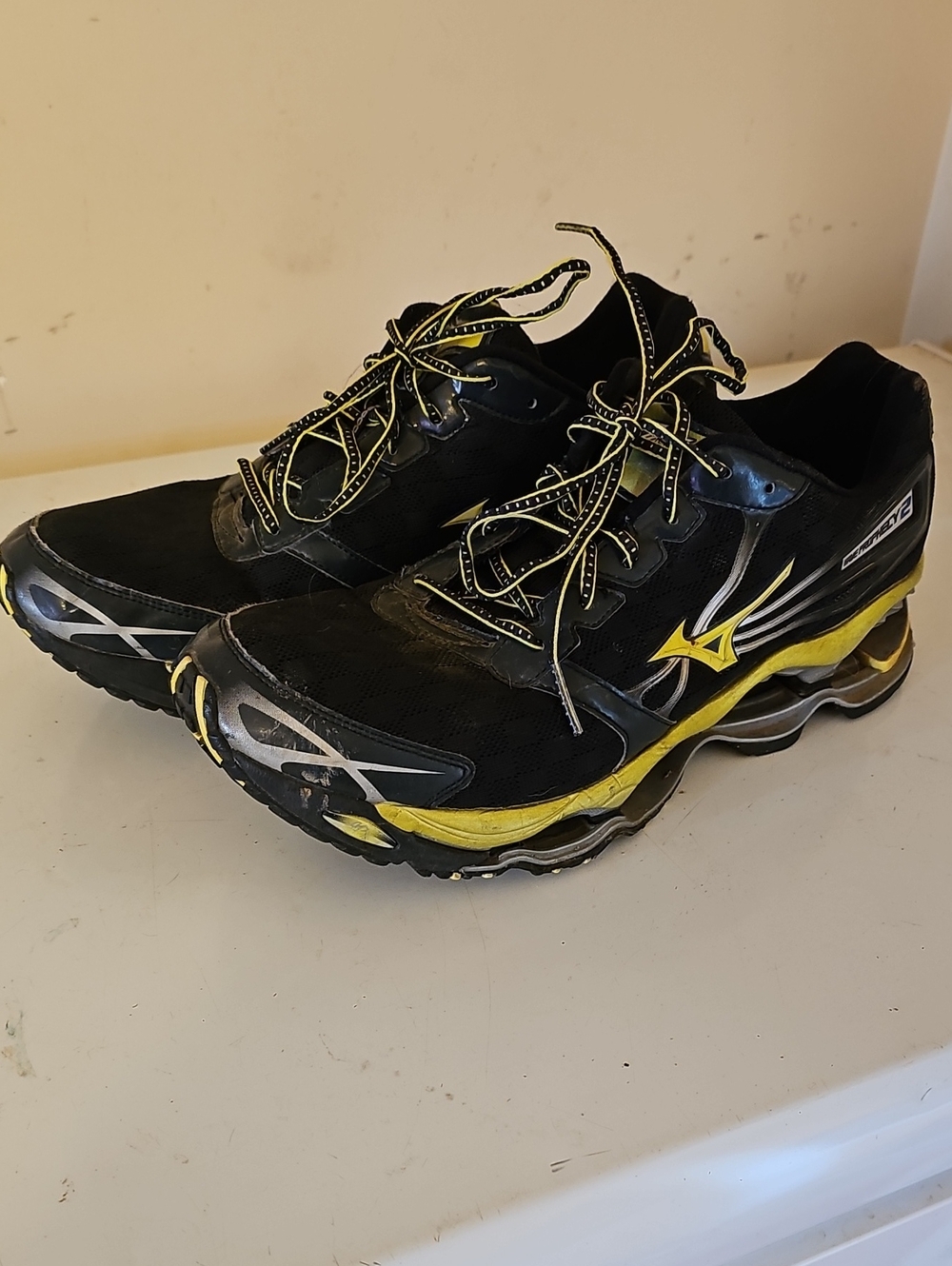 Mens Running Shoes